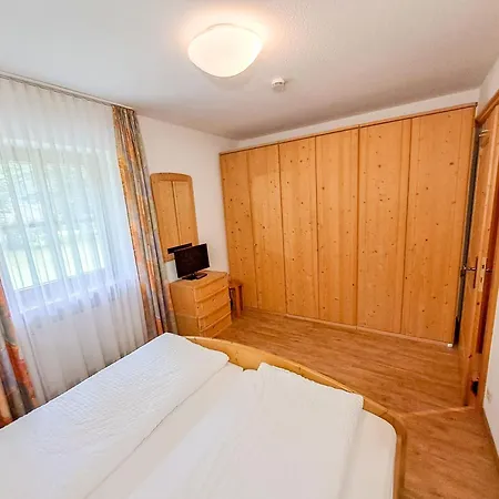 Haus Entfelden 아파트